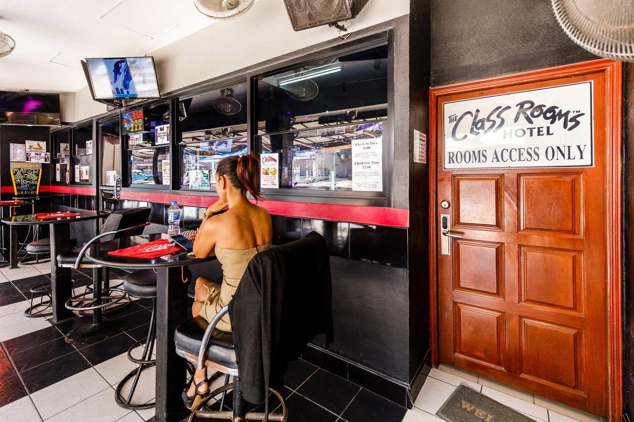 The Classroom Hotel Pattaya Extérieur photo